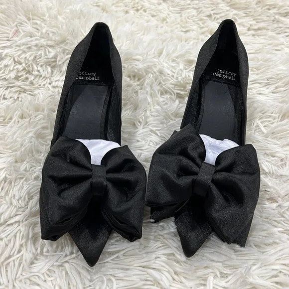 Jeffrey Campbell Women's Convince Bow Pointed Toe Pumps - Picture 3 of 7